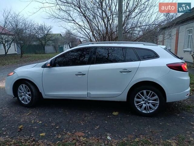 Білий Рено Меган, об'ємом двигуна 1.5 л та пробігом 261 тис. км за 7600 $, фото 1 на Automoto.ua