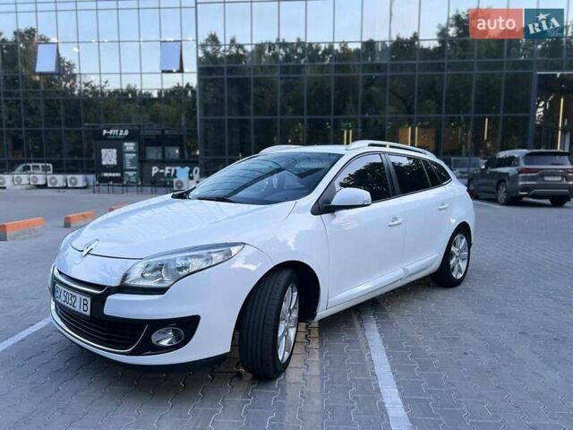 Белый Рено Меган, объемом двигателя 1.5 л и пробегом 260 тыс. км за 6999 $, фото 4 на Automoto.ua