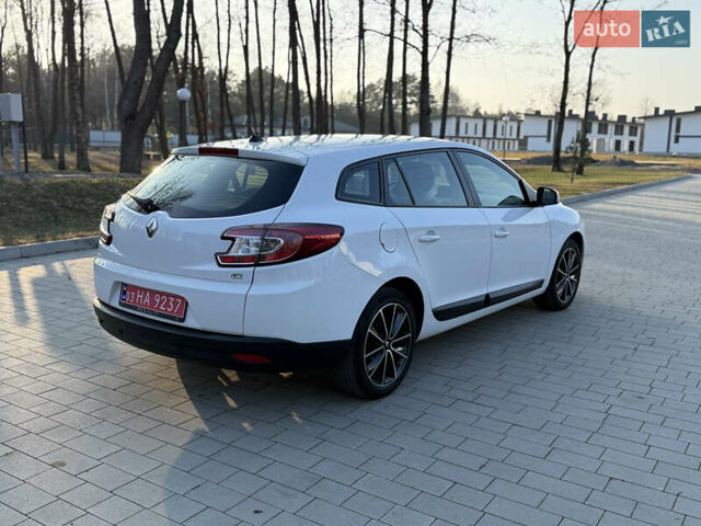 Белый Рено Меган, объемом двигателя 1.5 л и пробегом 257 тыс. км за 7200 $, фото 4 на Automoto.ua