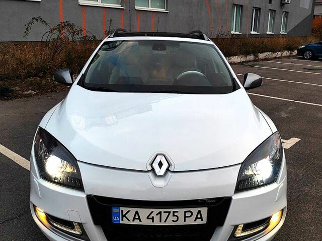 Белый Рено Меган, объемом двигателя 1.5 л и пробегом 264 тыс. км за 8200 $, фото 1 на Automoto.ua