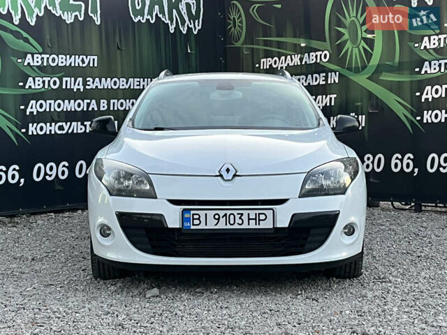 Білий Рено Меган, об'ємом двигуна 1.5 л та пробігом 250 тис. км за 7900 $, фото 3 на Automoto.ua
