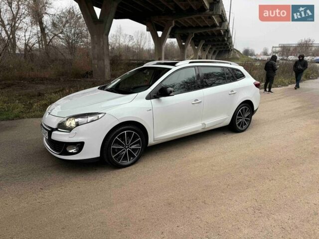 Белый Рено Меган, объемом двигателя 1.46 л и пробегом 243 тыс. км за 6999 $, фото 13 на Automoto.ua