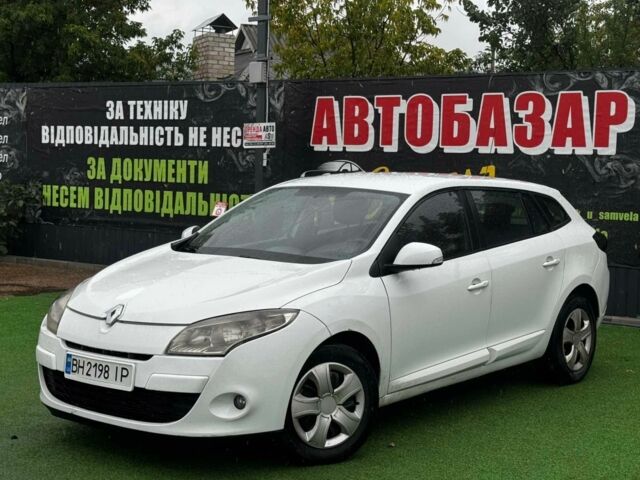 Білий Рено Меган, об'ємом двигуна 1.5 л та пробігом 340 тис. км за 5799 $, фото 2 на Automoto.ua