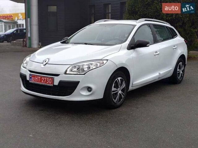 Белый Рено Меган, объемом двигателя 1.6 л и пробегом 57 тыс. км за 7750 $, фото 18 на Automoto.ua