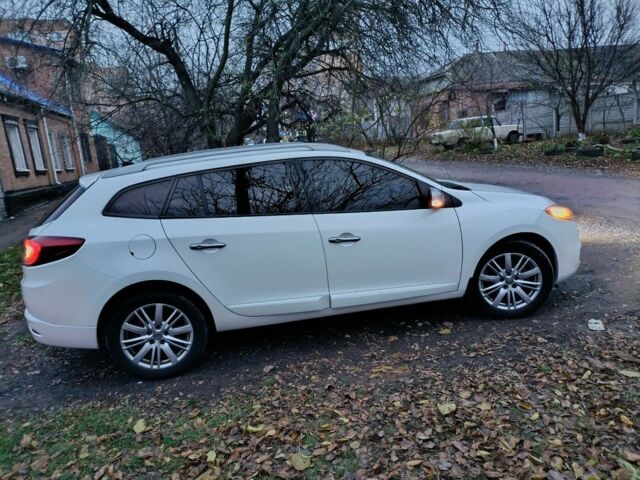 Білий Рено Меган, об'ємом двигуна 1.5 л та пробігом 261 тис. км за 7600 $, фото 5 на Automoto.ua