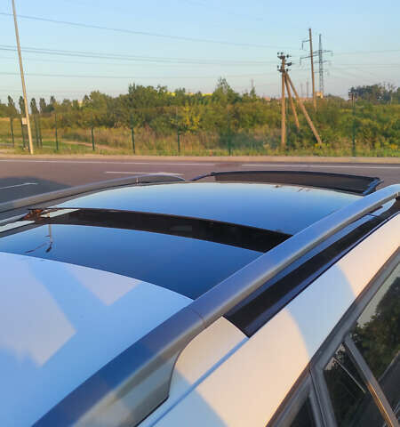 Белый Рено Меган, объемом двигателя 1.5 л и пробегом 198 тыс. км за 10000 $, фото 8 на Automoto.ua