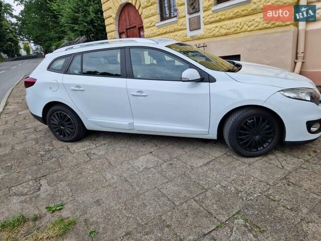 Белый Рено Меган, объемом двигателя 1.5 л и пробегом 244 тыс. км за 7600 $, фото 3 на Automoto.ua