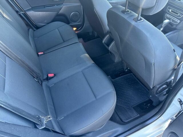 Белый Рено Меган, объемом двигателя 1.5 л и пробегом 3 тыс. км за 7200 $, фото 16 на Automoto.ua