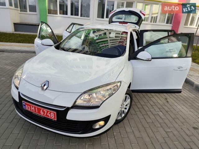 Білий Рено Меган, об'ємом двигуна 1.5 л та пробігом 250 тис. км за 6999 $, фото 62 на Automoto.ua