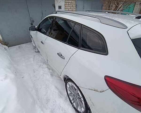 Білий Рено Меган, об'ємом двигуна 1.5 л та пробігом 220 тис. км за 8700 $, фото 9 на Automoto.ua