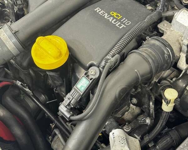 Білий Рено Меган, об'ємом двигуна 1.5 л та пробігом 270 тис. км за 6699 $, фото 65 на Automoto.ua