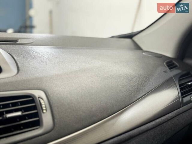 Білий Рено Меган, об'ємом двигуна 1.5 л та пробігом 270 тис. км за 6699 $, фото 100 на Automoto.ua