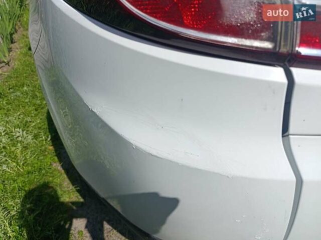 Белый Рено Меган, объемом двигателя 1.5 л и пробегом 190 тыс. км за 6500 $, фото 6 на Automoto.ua