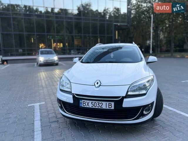 Белый Рено Меган, объемом двигателя 1.5 л и пробегом 260 тыс. км за 6999 $, фото 5 на Automoto.ua