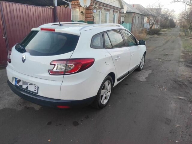 Білий Рено Меган, об'ємом двигуна 1.5 л та пробігом 298 тис. км за 7500 $, фото 1 на Automoto.ua