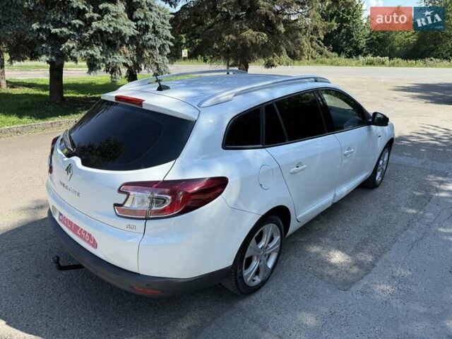 Белый Рено Меган, объемом двигателя 1.5 л и пробегом 225 тыс. км за 7699 $, фото 110 на Automoto.ua