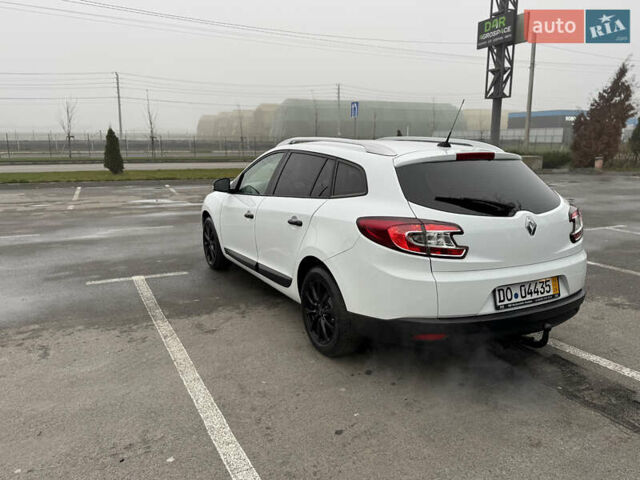 Білий Рено Меган, об'ємом двигуна 1.6 л та пробігом 235 тис. км за 7500 $, фото 11 на Automoto.ua