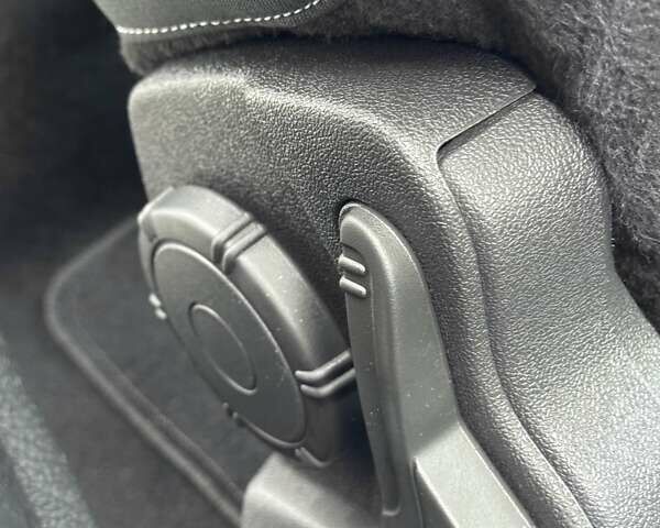 Білий Рено Меган, об'ємом двигуна 1.5 л та пробігом 270 тис. км за 6699 $, фото 110 на Automoto.ua