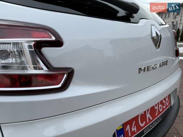 Білий Рено Меган, об'ємом двигуна 1.5 л та пробігом 228 тис. км за 8999 $, фото 61 на Automoto.ua