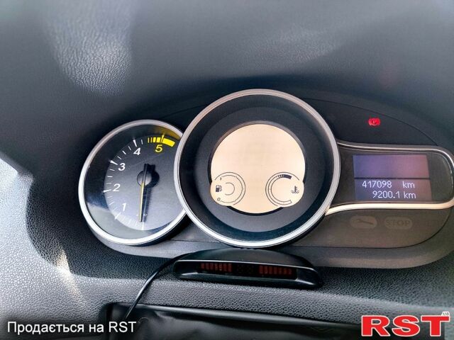 Білий Рено Меган, об'ємом двигуна 1.5 л та пробігом 417 тис. км за 6000 $, фото 1 на Automoto.ua