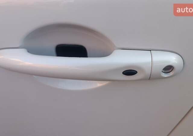 Белый Рено Меган, объемом двигателя 1.5 л и пробегом 265 тыс. км за 6900 $, фото 30 на Automoto.ua