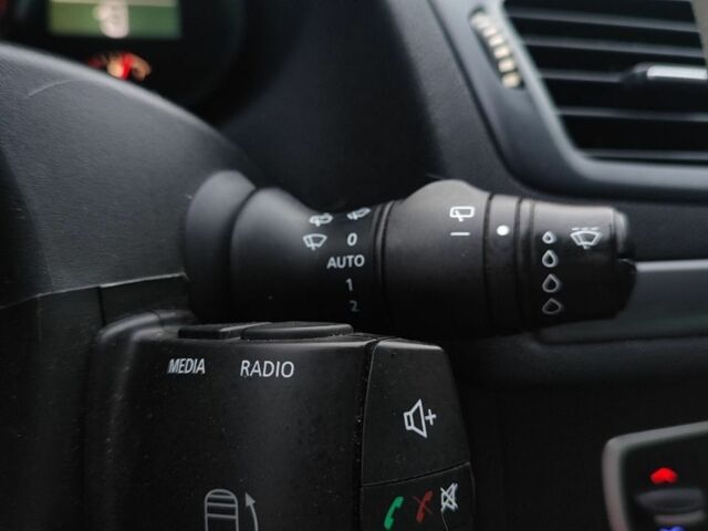 Белый Рено Меган, объемом двигателя 1.5 л и пробегом 264 тыс. км за 8200 $, фото 18 на Automoto.ua