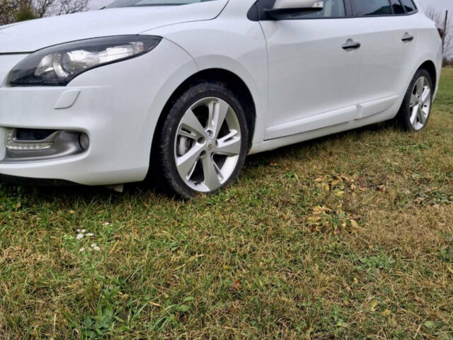 Білий Рено Меган, об'ємом двигуна 1.46 л та пробігом 230 тис. км за 8850 $, фото 2 на Automoto.ua