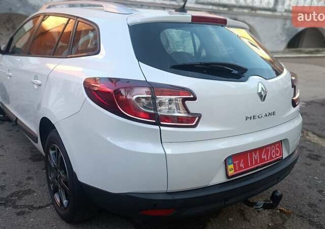 Белый Рено Меган, объемом двигателя 1.5 л и пробегом 265 тыс. км за 6900 $, фото 19 на Automoto.ua