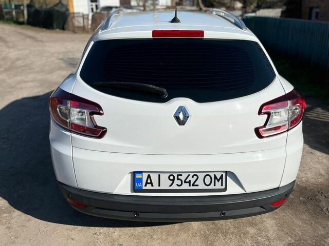 Білий Рено Меган, об'ємом двигуна 2 л та пробігом 296 тис. км за 7000 $, фото 7 на Automoto.ua