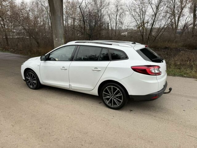 Білий Рено Меган, об'ємом двигуна 1.5 л та пробігом 260 тис. км за 7000 $, фото 2 на Automoto.ua