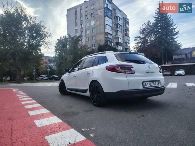 Білий Рено Меган, об'ємом двигуна 1.5 л та пробігом 240 тис. км за 6500 $, фото 3 на Automoto.ua