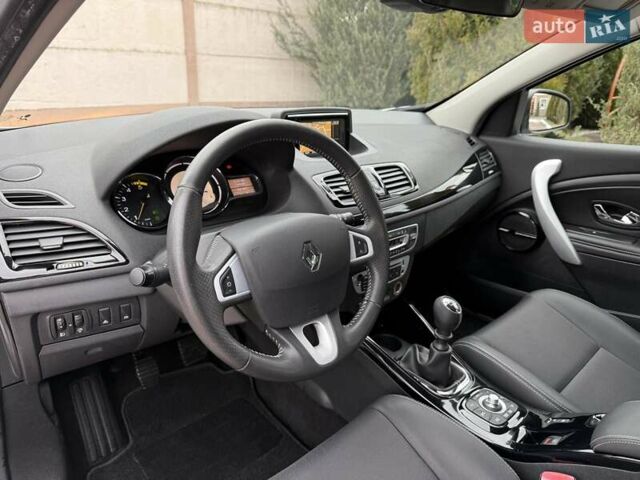 Білий Рено Меган, об'ємом двигуна 1.5 л та пробігом 228 тис. км за 8999 $, фото 93 на Automoto.ua