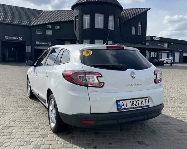 Білий Рено Меган, об'ємом двигуна 1.5 л та пробігом 303 тис. км за 7299 $, фото 6 на Automoto.ua