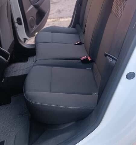 Белый Рено Меган, объемом двигателя 1.5 л и пробегом 265 тыс. км за 6900 $, фото 40 на Automoto.ua