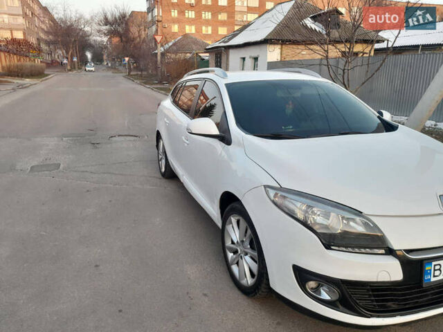 Белый Рено Меган, объемом двигателя 1.46 л и пробегом 280 тыс. км за 6600 $, фото 1 на Automoto.ua