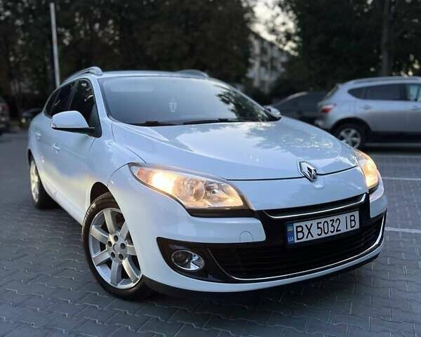 Белый Рено Меган, объемом двигателя 1.5 л и пробегом 260 тыс. км за 6999 $, фото 8 на Automoto.ua