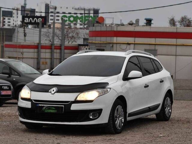 Белый Рено Меган, объемом двигателя 1.5 л и пробегом 231 тыс. км за 6950 $, фото 4 на Automoto.ua
