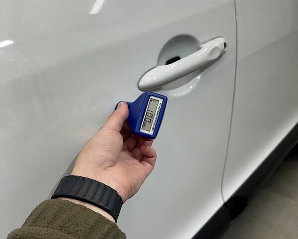 Білий Рено Меган, об'ємом двигуна 1.5 л та пробігом 270 тис. км за 6699 $, фото 147 на Automoto.ua