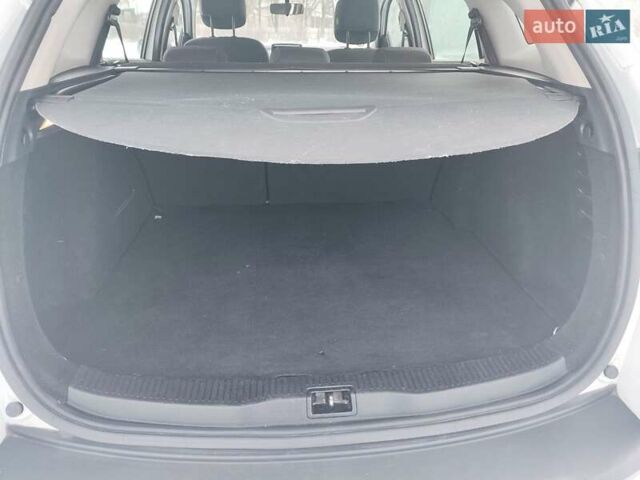 Білий Рено Меган, об'ємом двигуна 1.6 л та пробігом 194 тис. км за 7700 $, фото 18 на Automoto.ua