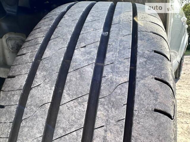 Белый Рено Меган, объемом двигателя 1.5 л и пробегом 306 тыс. км за 6600 $, фото 41 на Automoto.ua