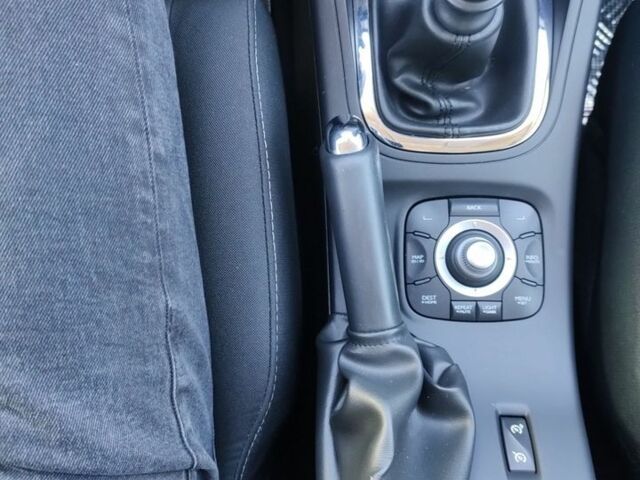 Білий Рено Меган, об'ємом двигуна 1.5 л та пробігом 248 тис. км за 7900 $, фото 21 на Automoto.ua