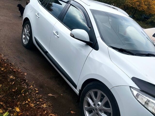 Белый Рено Меган, объемом двигателя 1.5 л и пробегом 308 тыс. км за 7200 $, фото 6 на Automoto.ua