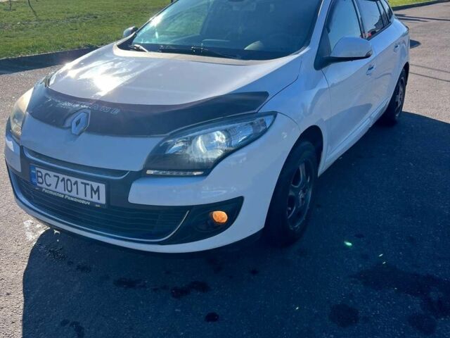 Белый Рено Меган, объемом двигателя 1.5 л и пробегом 269 тыс. км за 6750 $, фото 3 на Automoto.ua