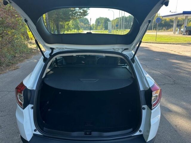 Белый Рено Меган, объемом двигателя 1.5 л и пробегом 3 тыс. км за 7200 $, фото 19 на Automoto.ua