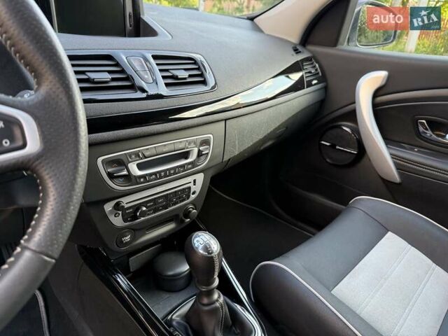 Белый Рено Меган, объемом двигателя 1.5 л и пробегом 225 тыс. км за 7699 $, фото 149 на Automoto.ua