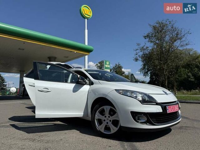 Белый Рено Меган, объемом двигателя 1.5 л и пробегом 225 тыс. км за 7699 $, фото 47 на Automoto.ua