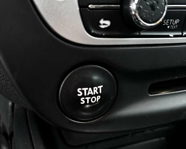 Білий Рено Меган, об'ємом двигуна 1.46 л та пробігом 233 тис. км за 7999 $, фото 30 на Automoto.ua