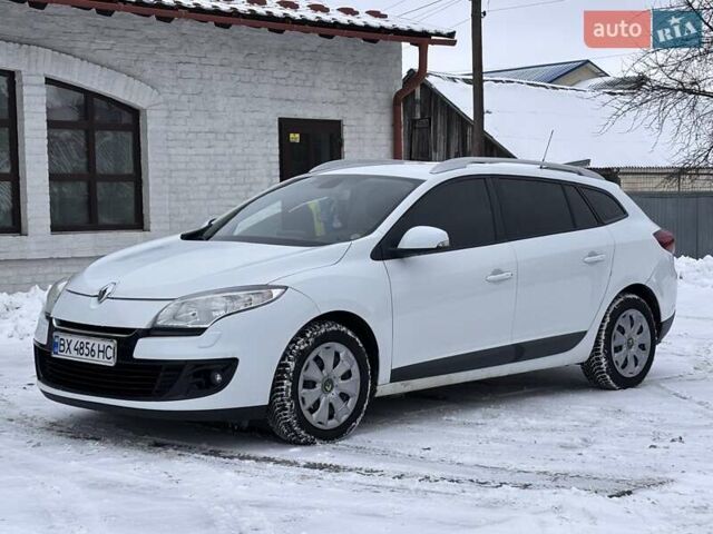 Білий Рено Меган, об'ємом двигуна 1.46 л та пробігом 265 тис. км за 6990 $, фото 18 на Automoto.ua