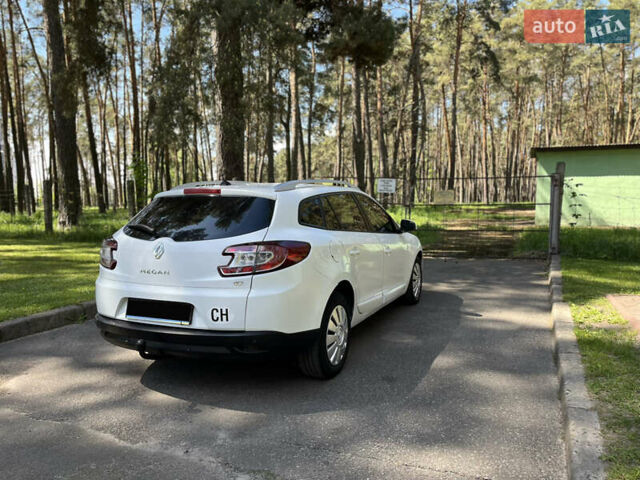Білий Рено Меган, об'ємом двигуна 1.5 л та пробігом 210 тис. км за 6500 $, фото 8 на Automoto.ua