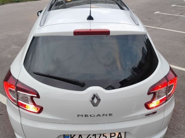 Белый Рено Меган, объемом двигателя 1.5 л и пробегом 264 тыс. км за 8200 $, фото 2 на Automoto.ua
